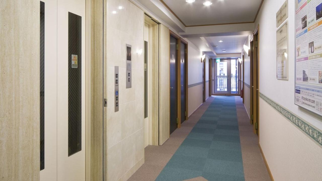 Toyoko Inn Yokohama Tsurumi Eki Higashi Guchi Exterior foto