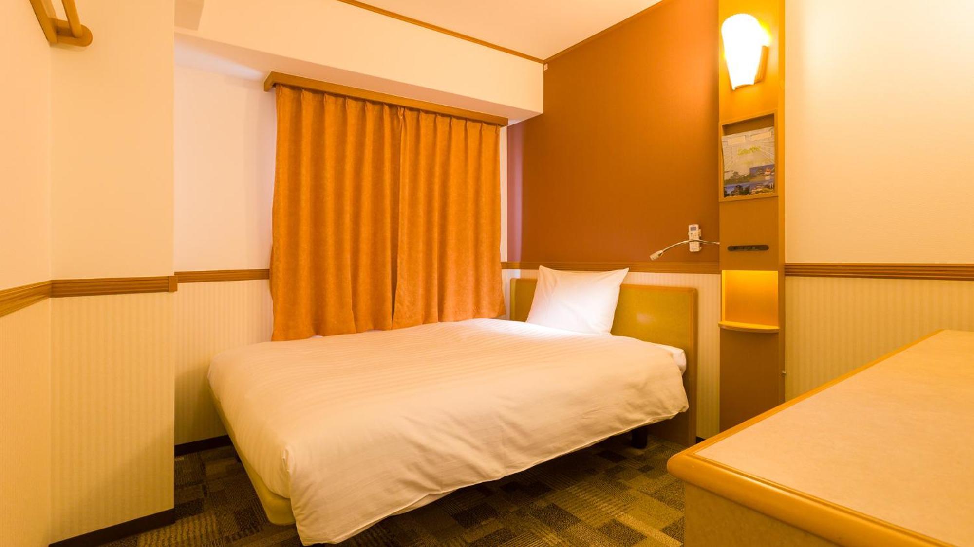 Toyoko Inn Yokohama Tsurumi Eki Higashi Guchi Habitación foto