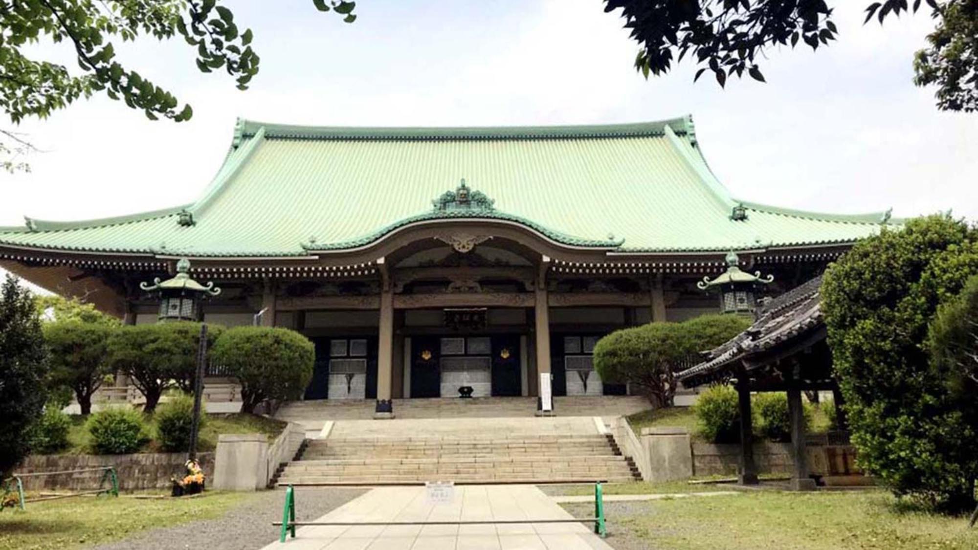 Toyoko Inn Yokohama Tsurumi Eki Higashi Guchi Exterior foto