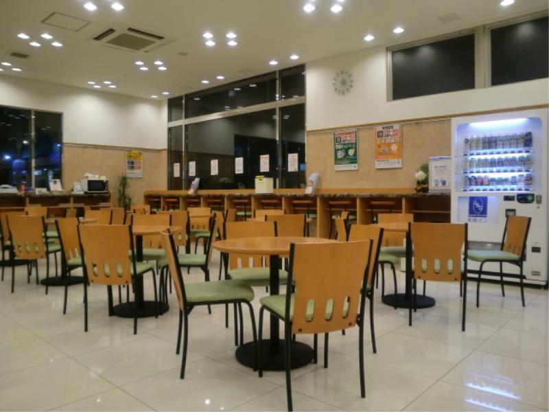 Toyoko Inn Yokohama Tsurumi Eki Higashi Guchi Exterior foto